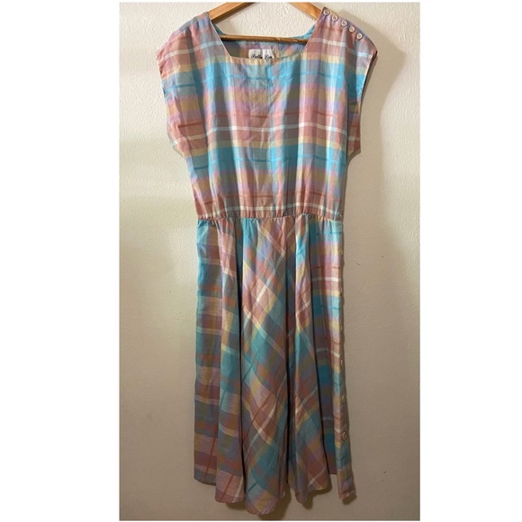 Vintage Dresses & Skirts - Vintage Midi Dress